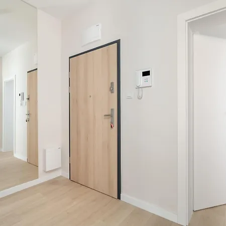Апартаменты W Zielonej Okolicy Poznania Z Parkingiem By Renters