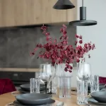 W Zielonej Okolicy Poznania Z Parkingiem By Renters Apartment *
