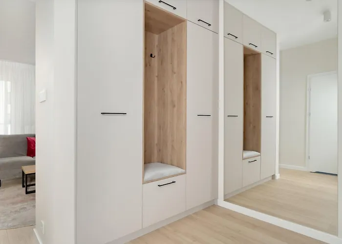 Apartman W Zielonej Okolicy Poznania Z Parkingiem By Renters