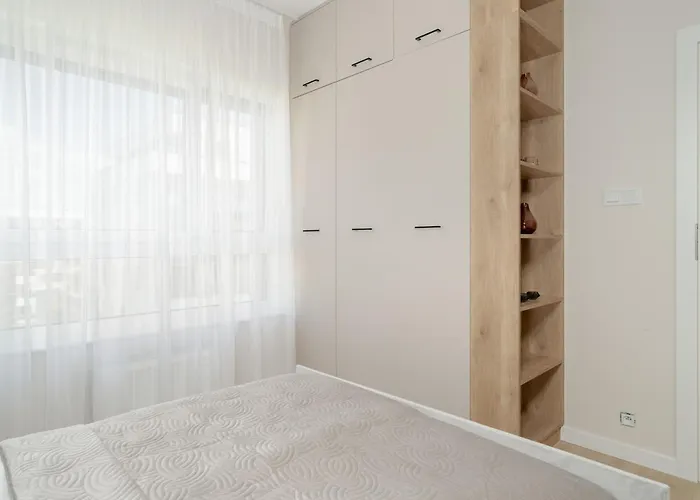 W Zielonej Okolicy Poznania Z Parkingiem By Renters Apartman *